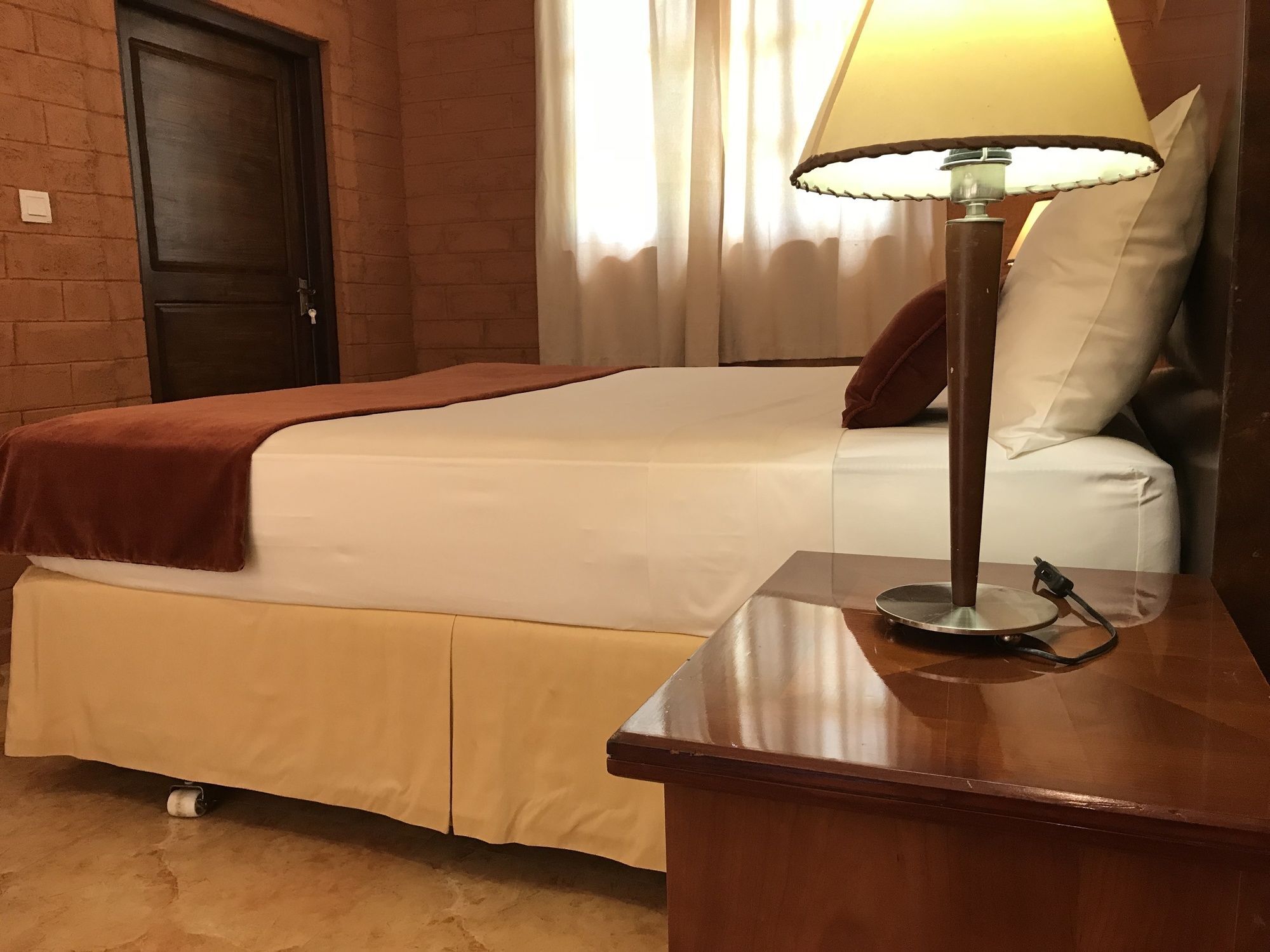 Hotel 4 U Saliya Garden Anurâdhapura Extérieur photo